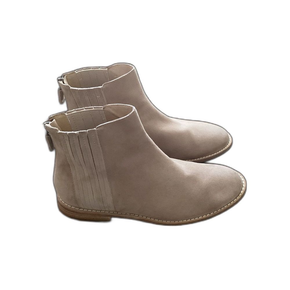 Eileen Fisher Taupe Suede Ankle Booties Side Zip Flat Shoes Size 5.5